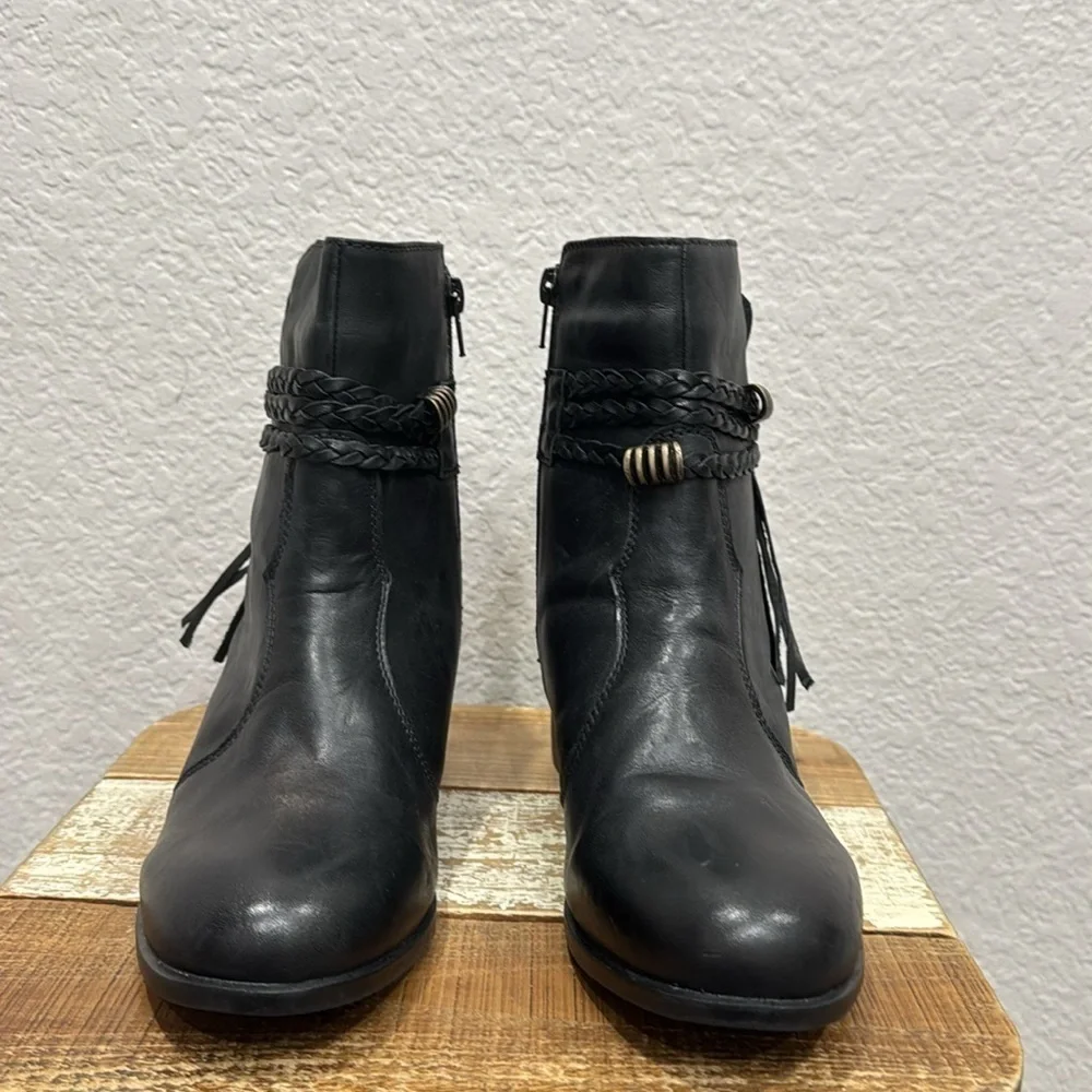 Sandro Moscoloni For Her Black Leather Ankle Boots Size 7 NEW